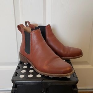 Madewell Leather Chelsea Boots